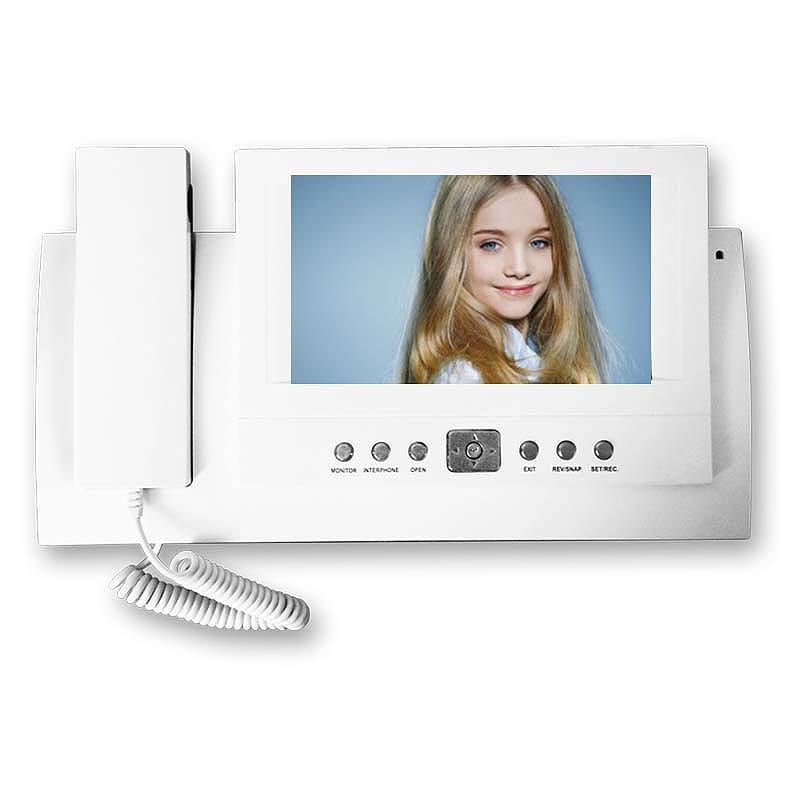 مانیتور کوماکس مدل CAV-71BE