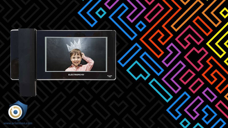 آیفون تصویری 996 الکتروپیک رنگ بدنه مشکی روی پس زمینه مشکی